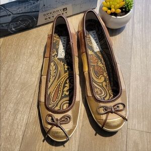 SPERRY BALLET FLATS